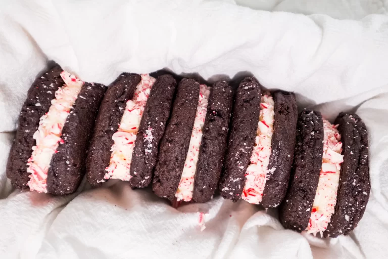 chocolate peppermint sandwich cookies