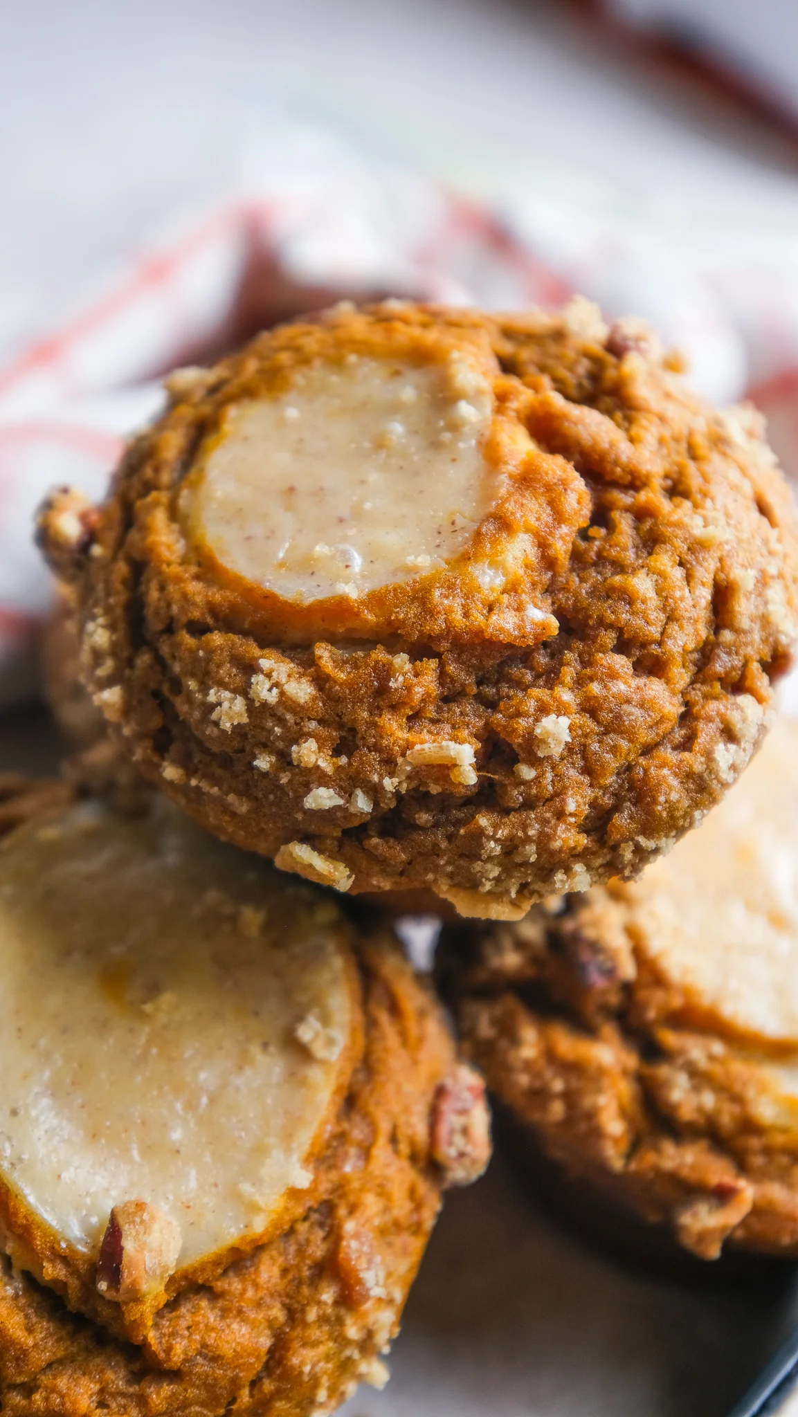 pumpkin cream cheese muffins