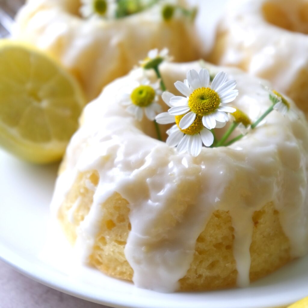 Mini Lemon Bundt Cakes Recipe » Of Jen Sweets