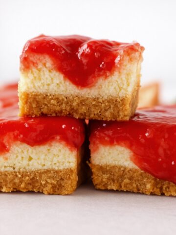 strawberry cheesecake bars