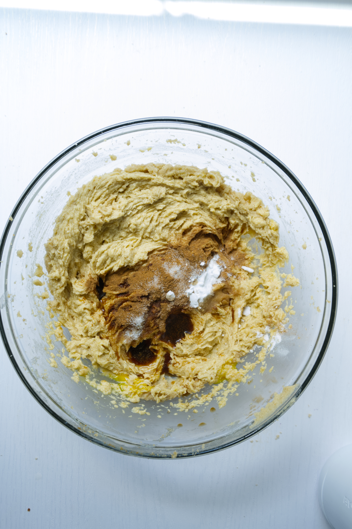 Spices are added into creamed mixture 