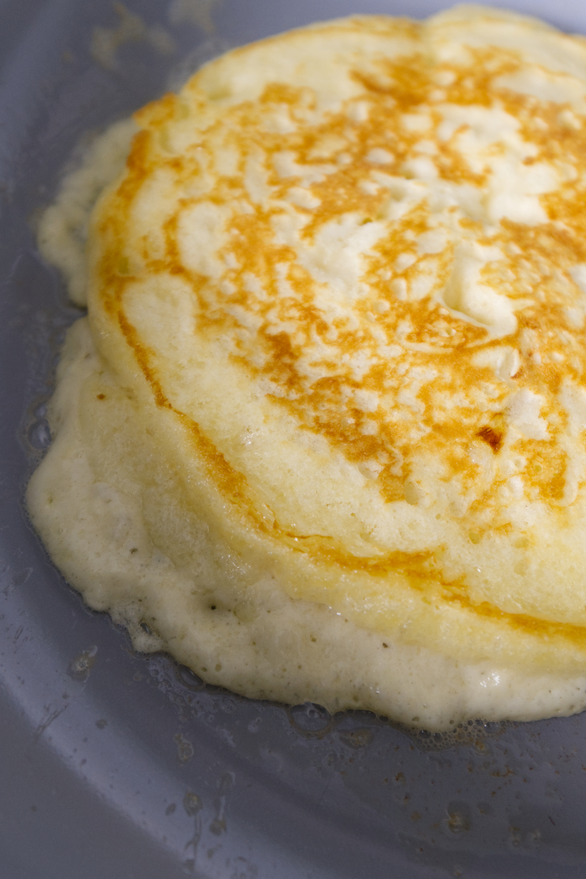 Flip the pancake 