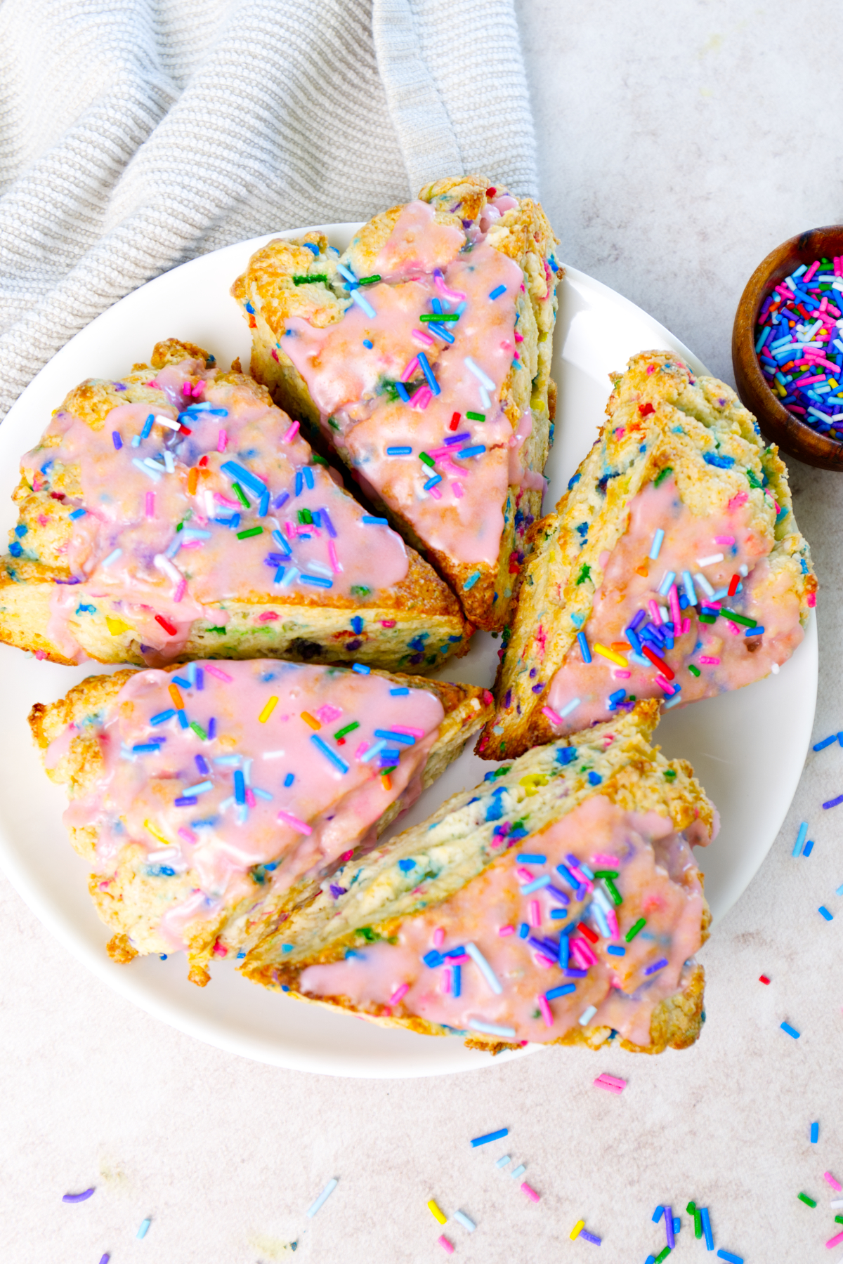 birthday cake scones