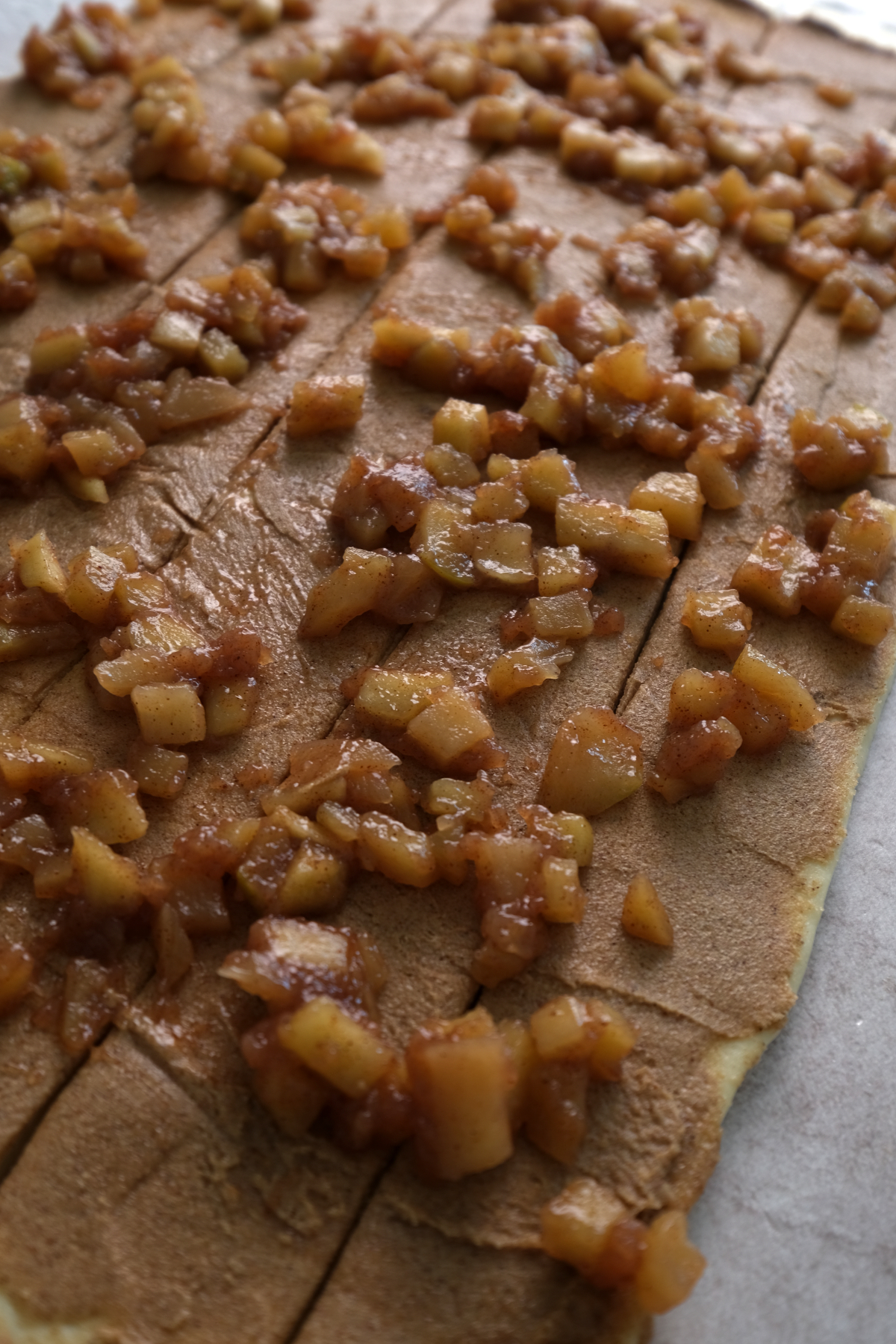 Add apple filling