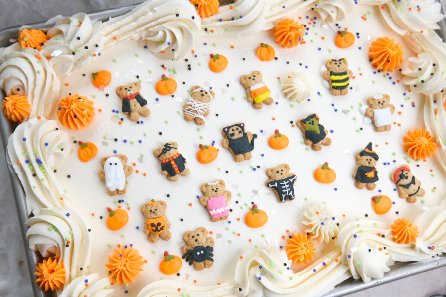 Easy Halloween Vanilla Sheet Cake » Of Jen Sweets