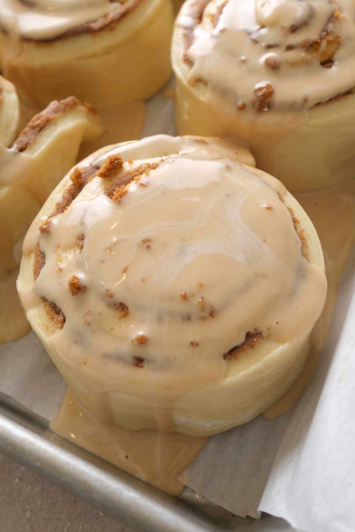 one photo of cinnamon roll